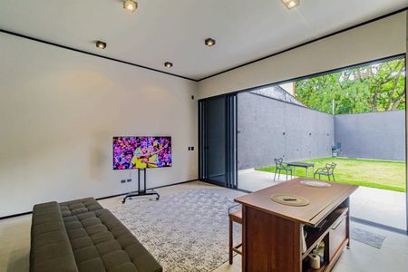 Casa de Condomínio à venda com 1 quarto, 70m² em Cidade São Francisco, São Paulo