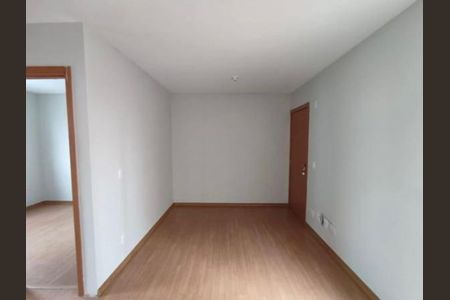 Quarto 1 de apartamento para alugar com 2 quartos, 42m² em São Jorge, Uberlândia