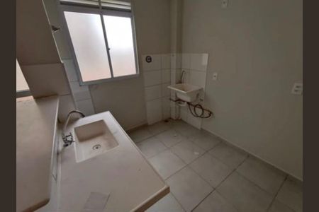 Cozinha de apartamento para alugar com 2 quartos, 42m² em São Jorge, Uberlândia