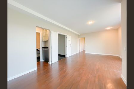 Sala de apartamento para alugar com 3 quartos, 125m² em Vila Yara, Osasco