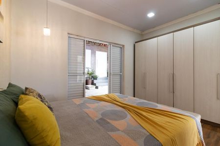 Casa à venda com 6 quartos, 300m² em Vila Buenos Aires, São Paulo