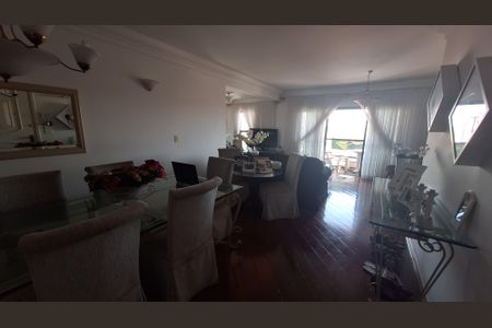 Apartamento para alugar com 3 quartos, 247m² em Centro, Suzano