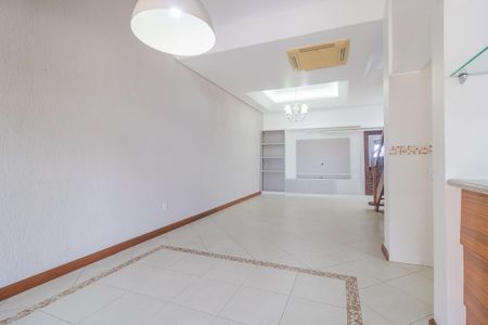 Casa para alugar com 3 quartos, 430m² em Tristeza, Porto Alegre