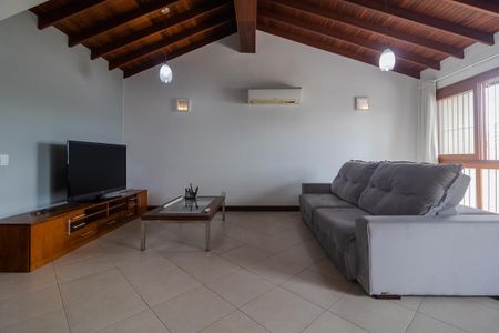 Casa para alugar com 3 quartos, 430m² em Tristeza, Porto Alegre