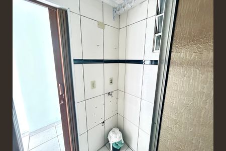 Banheiro de kitnet/studio à venda com 1 quarto, 28m² em Centro, Guarulhos