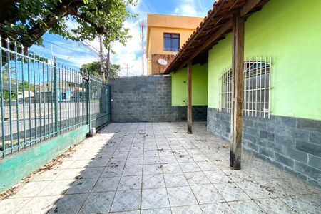 Varanda de casa para alugar com 4 quartos, 400m² em Planalto, Belo Horizonte