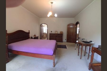 Quarto de casa de condomínio para alugar com 4 quartos, 450m² em Sítio Barrocada, São Paulo