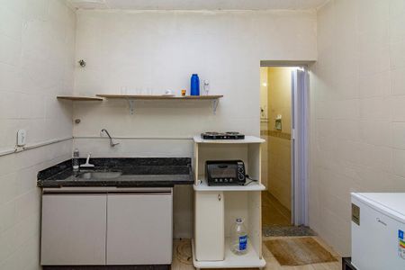 Cozinha de kitnet/studio para alugar com 1 quarto, 20m² em Padre Eustáquio, Belo Horizonte