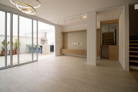 Sala de casa à venda com 3 quartos, 350m² em Morumbi, São Paulo