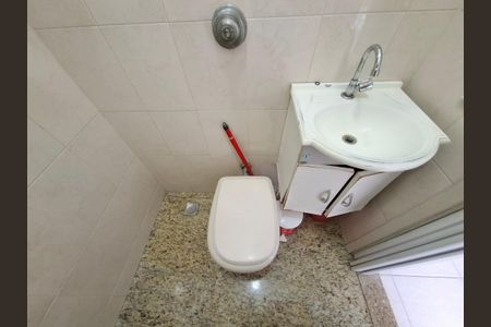 Banheiro de apartamento para alugar com 1 quarto, 40m² em Lapa, Rio de Janeiro