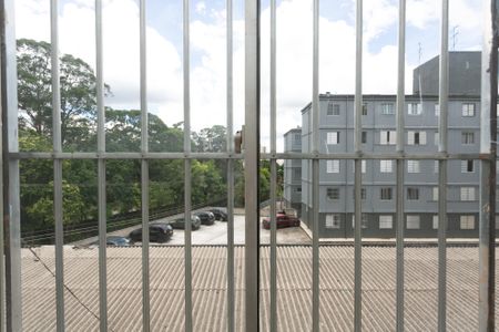 Vista Quarto 1 de apartamento para alugar com 2 quartos, 42m² em Conjunto Residencial José Bonifácio, São Paulo