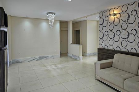 Sala de casa de condomínio para alugar com 4 quartos, 350m² em Parque Joao de Vasconcelos, Sumaré