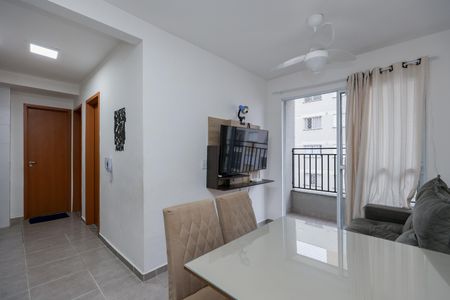 Sala de apartamento para alugar com 2 quartos, 46m² em Jardim Boa Vista (zona Oeste), Osasco