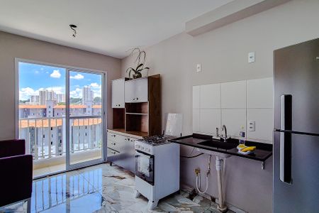 Sala/Cozinha de apartamento para alugar com 1 quarto, 7m² em Sacoma, São Paulo