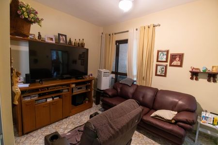 Sala 2 de casa para alugar com 8 quartos, 360m² em Fonseca, Niterói