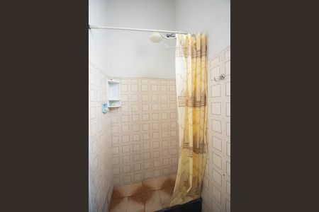 Banheiro de casa para alugar com 1 quarto, 40m² em Jardim Catarina, São Gonçalo