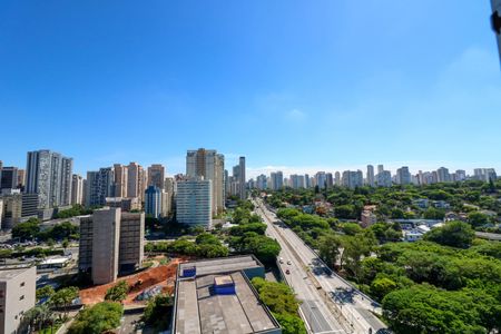 Sala de apartamento à venda com 2 quartos, 85m² em Jardim Petropolis, São Paulo