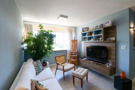 Sala de apartamento à venda com 2 quartos, 85m² em Jardim Petropolis, São Paulo