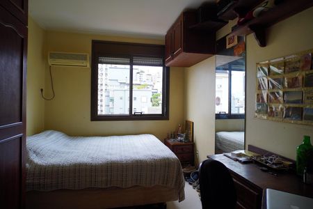 Quarto 1 de apartamento para alugar com 3 quartos, 110m² em Mont’serrat, Porto Alegre
