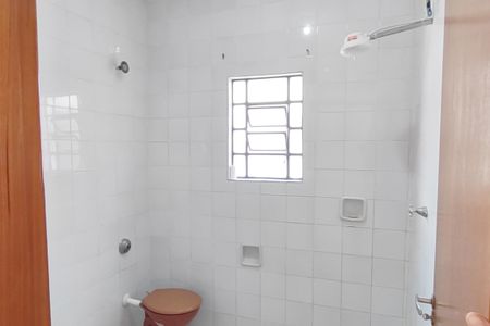 Banheiro de casa para alugar com 1 quarto, 70m² em Fundação, São Caetano do Sul