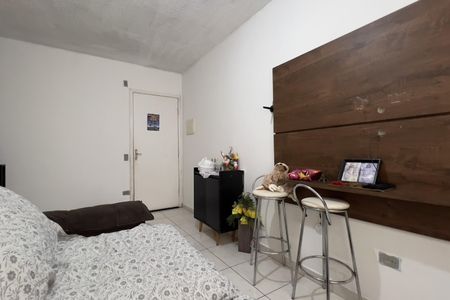 Sala de apartamento para alugar com 2 quartos, 46m² em Jardim Nova Cidade, Guarulhos