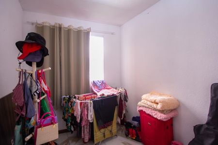 Quarto 2 de apartamento para alugar com 2 quartos, 42m² em Trindade, São Gonçalo