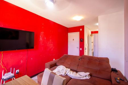 Sala de apartamento para alugar com 2 quartos, 42m² em Trindade, São Gonçalo