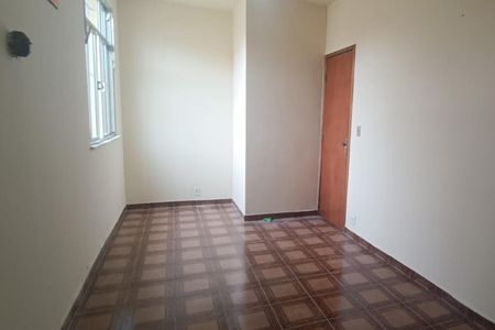 Quarto de casa para alugar com 2 quartos, 85m² em Parque Pauliceia, Duque de Caxias