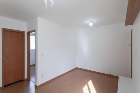 Sala de apartamento para alugar com 2 quartos, 50m² em Cabral, Contagem