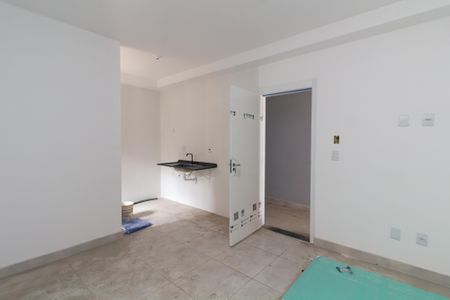 Sala/Cozinha de apartamento para alugar com 2 quartos, 45m² em Vila Jacuí, São Paulo