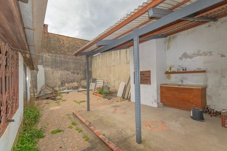 Área externa/Fundos de casa à venda com 1 quarto, 100m² em Olaria, Canoas