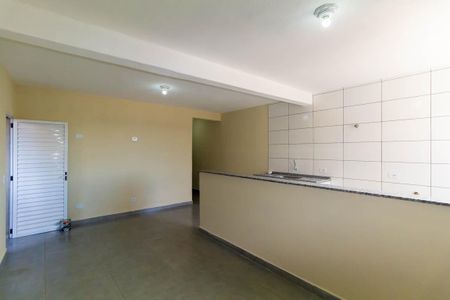 Sala de casa para alugar com 2 quartos, 70m² em Jardim Tiete, São Paulo