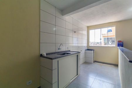 Cozinha de casa para alugar com 2 quartos, 70m² em Jardim Tiete, São Paulo