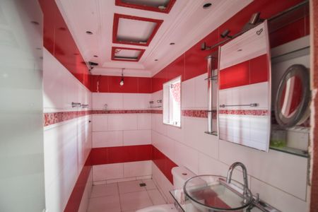 Banheiro de casa de condomínio para alugar com 1 quarto, 45m² em Santos Dumont, Nilópolis