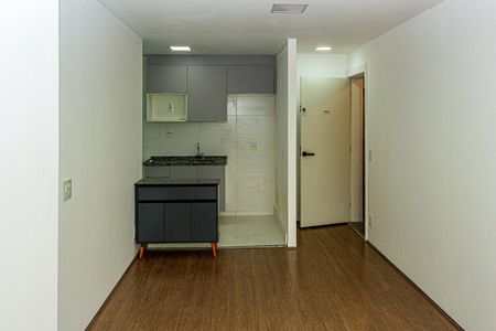 Sala de apartamento para alugar com 3 quartos, 58m² em Campininha, São Paulo