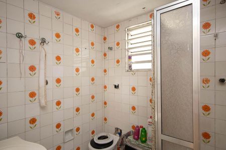 Banheiro de apartamento para alugar com 2 quartos, 60m² em Jardim Leonor Mendes de Barros, São Paulo