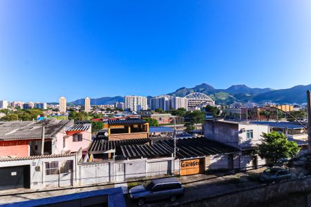 Sala vista de apartamento para alugar com 2 quartos, 35m² em Pilares, Rio de Janeiro