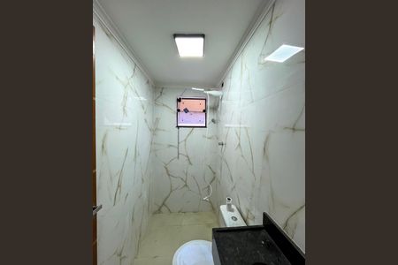 Banheiro de kitnet/studio para alugar com 1 quarto, 34m² em Cursino, São Paulo