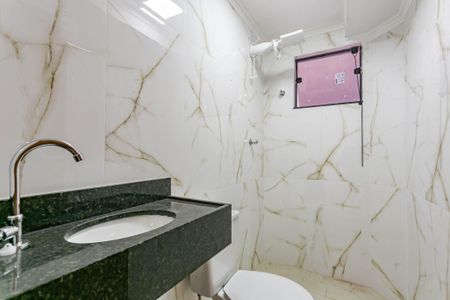 Banheiro de kitnet/studio para alugar com 1 quarto, 34m² em Cursino, São Paulo