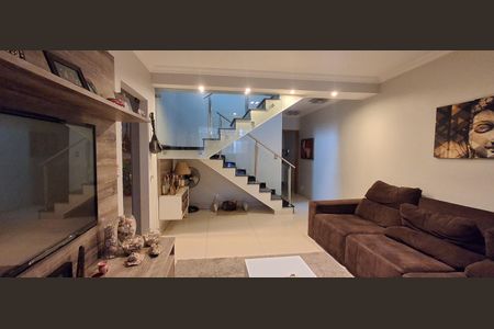 Sala de casa à venda com 3 quartos, 200m² em Jardim Orlandina, São Bernardo do Campo