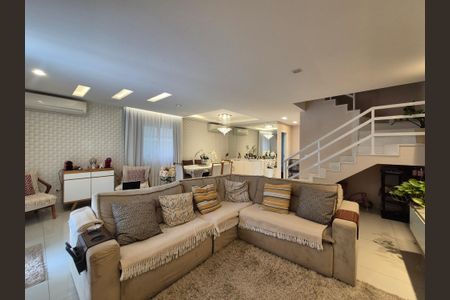 Sala de casa para alugar com 4 quartos, 255m² em Barra da Tijuca, Rio de Janeiro