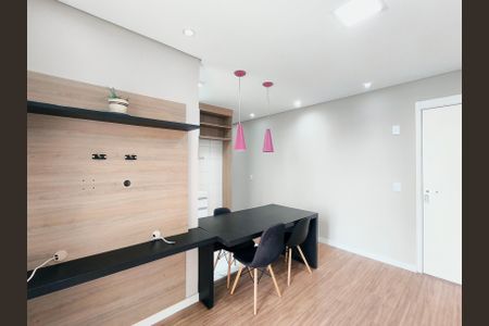 Sala de apartamento à venda com 2 quartos, 49m² em Vila Nambi, Jundiaí