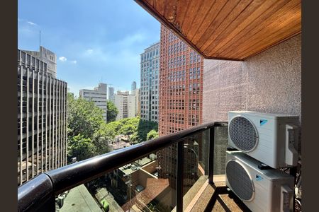 Varanda de apartamento à venda com 1 quarto, 43m² em Jardim Paulistano, São Paulo