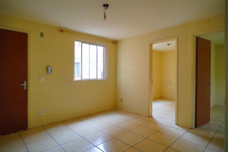 Sala de apartamento para alugar com 2 quartos, 54m² em Mário Quintana, Porto Alegre