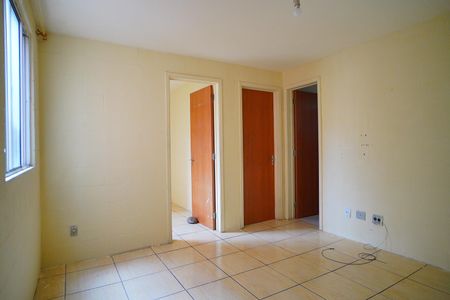 Sala de apartamento para alugar com 2 quartos, 54m² em Mário Quintana, Porto Alegre