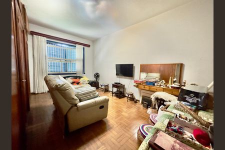 Casa para alugar com 4 quartos, 300m² em Sion, Belo Horizonte