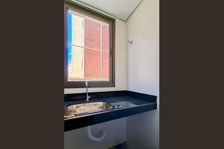 Área de Serviço de apartamento para alugar com 2 quartos, 77m² em Anchieta, Belo Horizonte