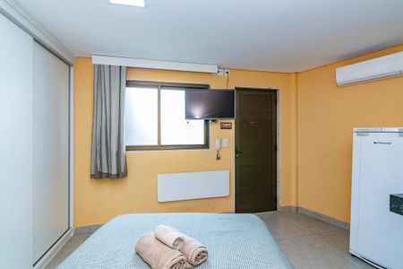 Quarto de kitnet/studio para alugar com 1 quarto, 28m² em Minas Brasil, Belo Horizonte