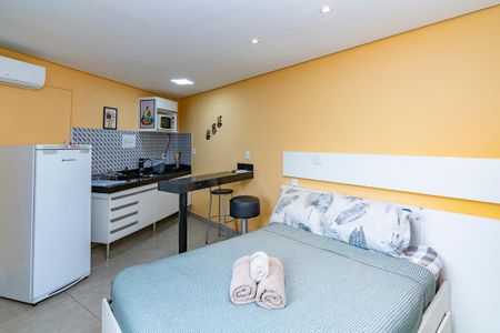 Quarto de kitnet/studio para alugar com 1 quarto, 28m² em Minas Brasil, Belo Horizonte