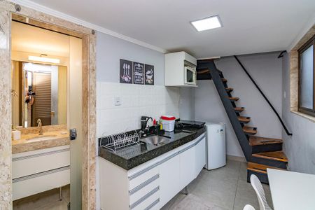 Cozinha de kitnet/studio para alugar com 1 quarto, 28m² em Minas Brasil, Belo Horizonte